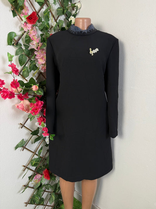 Robe droite mi longue manche longue - Perluna Store - kinshasa