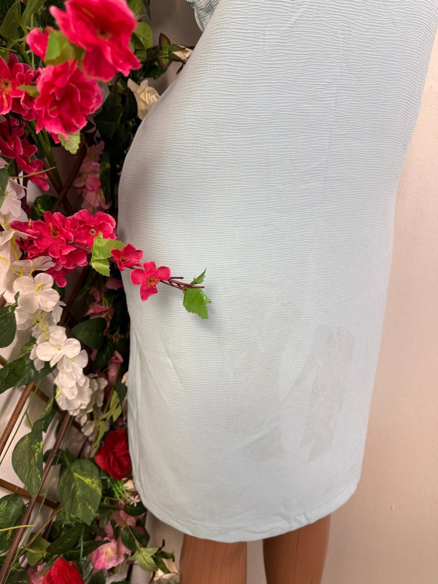 Robe droite mi longue - Perluna Store - kinshasa