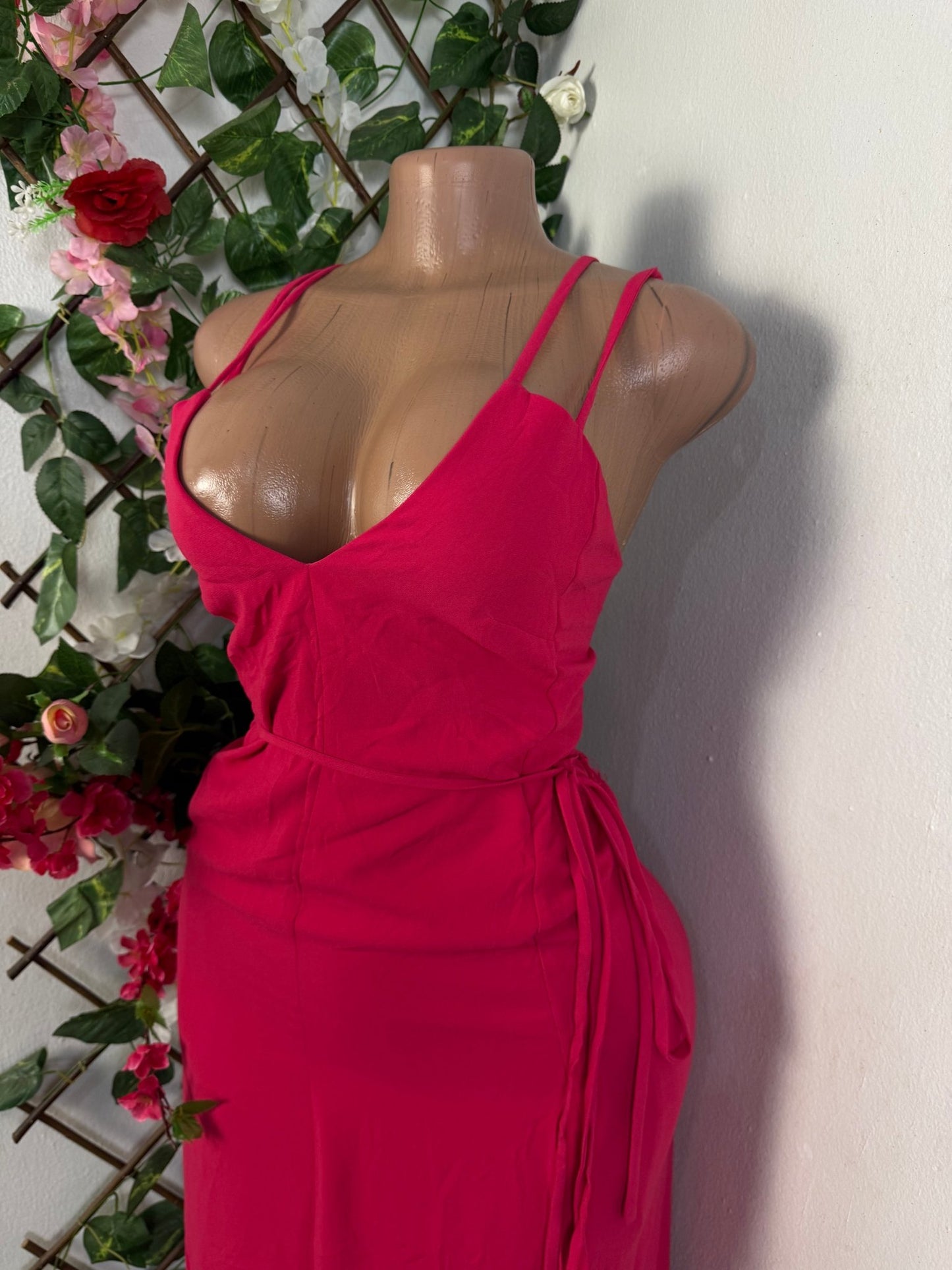 Robe élégante à pente asymétrique - Perluna Store - kinshasa