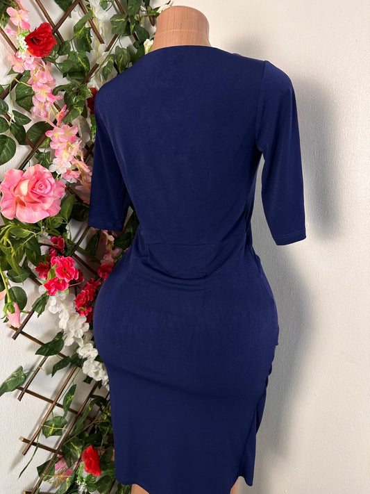Robe élégante courte croisée ceinturé manche 3/4 - Perluna Store - kinshasa