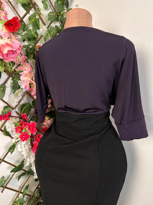 Robe élégante en satin doux décolleté drapé et manche 3/4 - Perluna Store - kinshasa