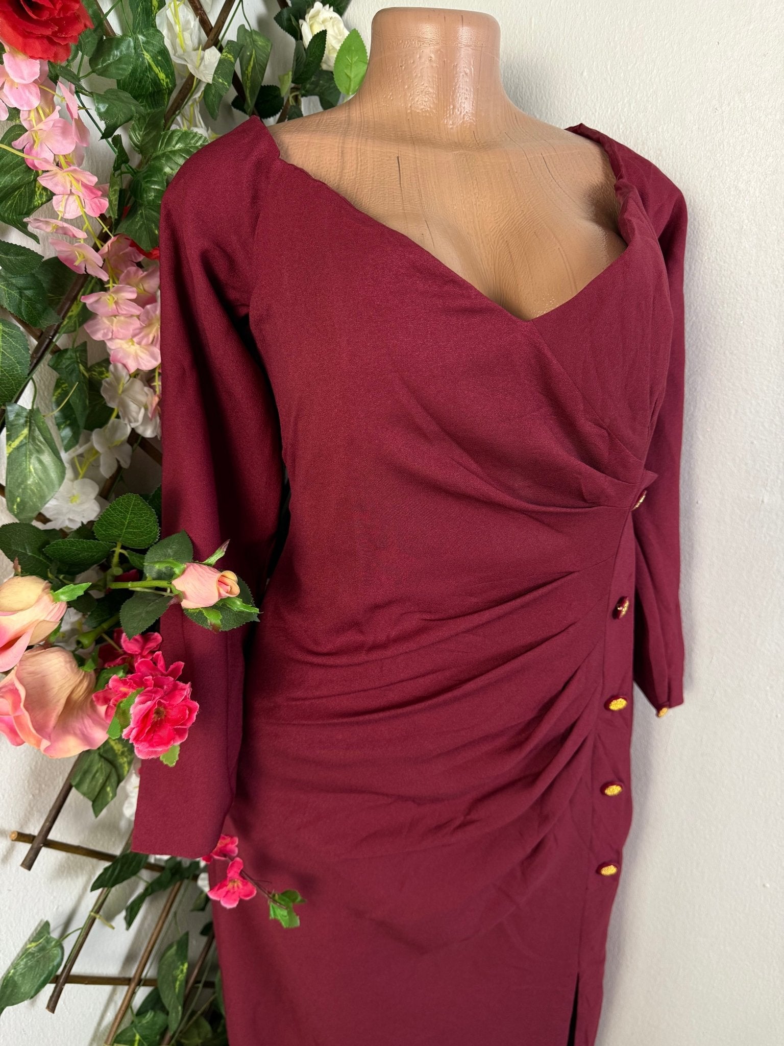 Robe élégante longue drapé à bouton - Perluna Store - kinshasa