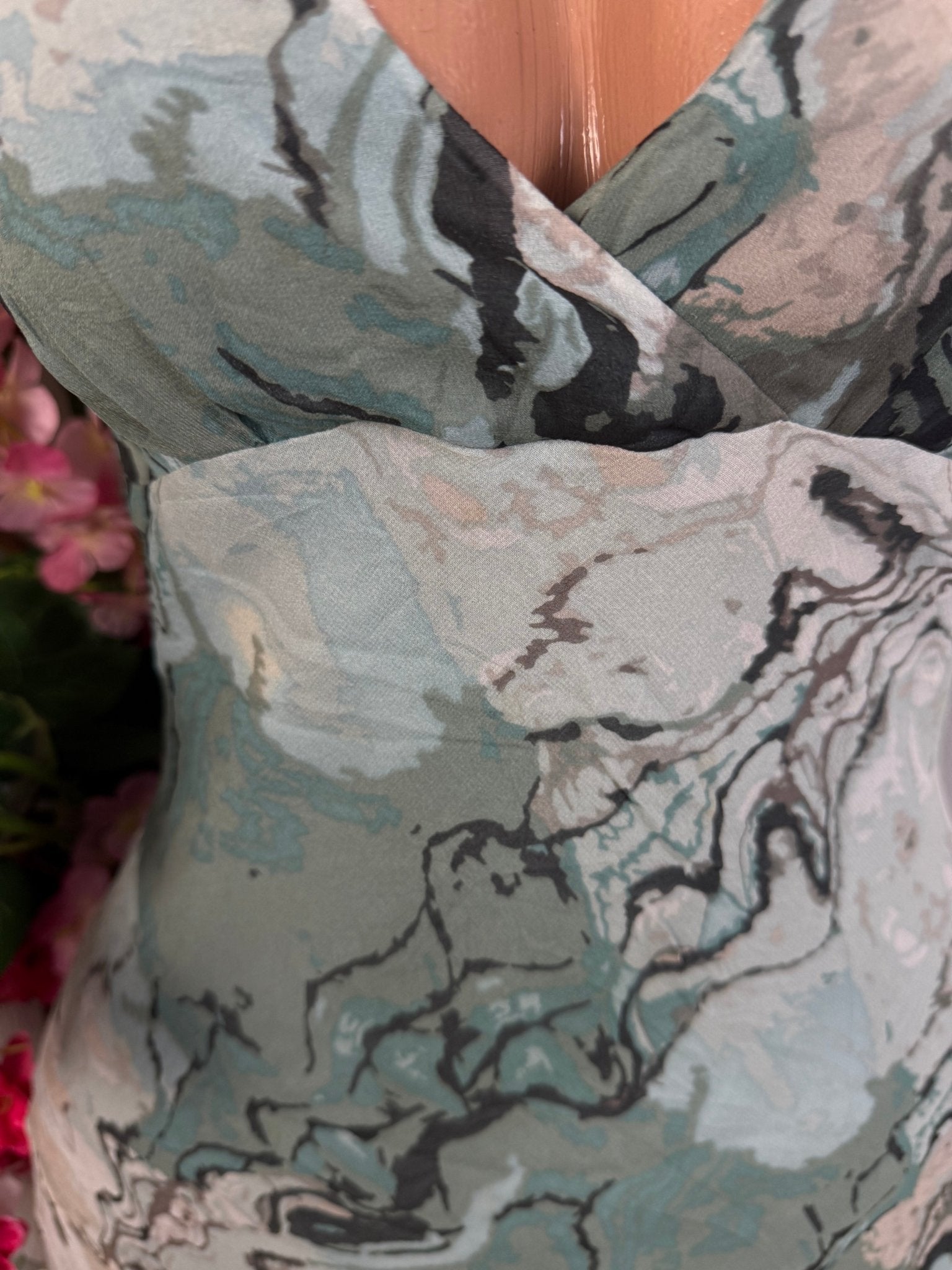 Robe en voile sans manches - Perluna Store - kinshasa