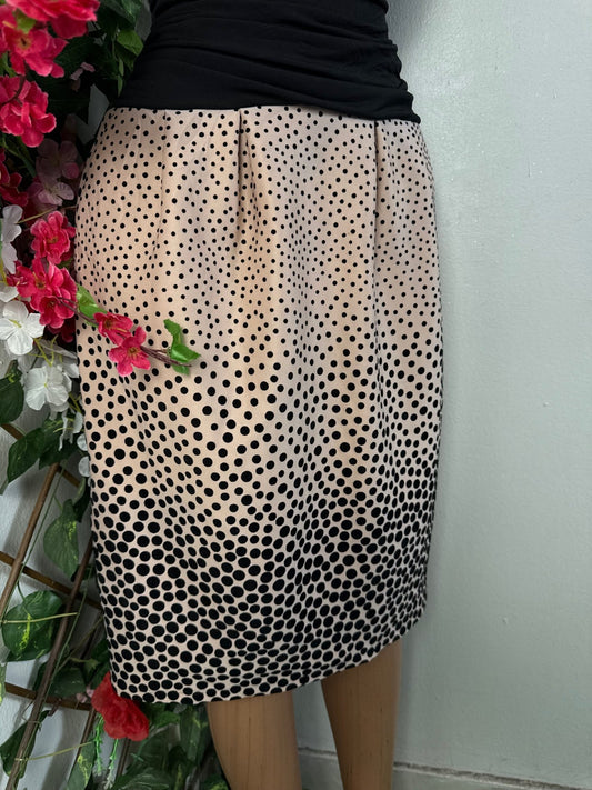 Robe évasé colle v sans manche - Perluna Store - kinshasa