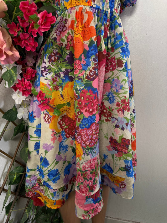 Robe évasé fleuri colle carrée - Perluna Store - kinshasa