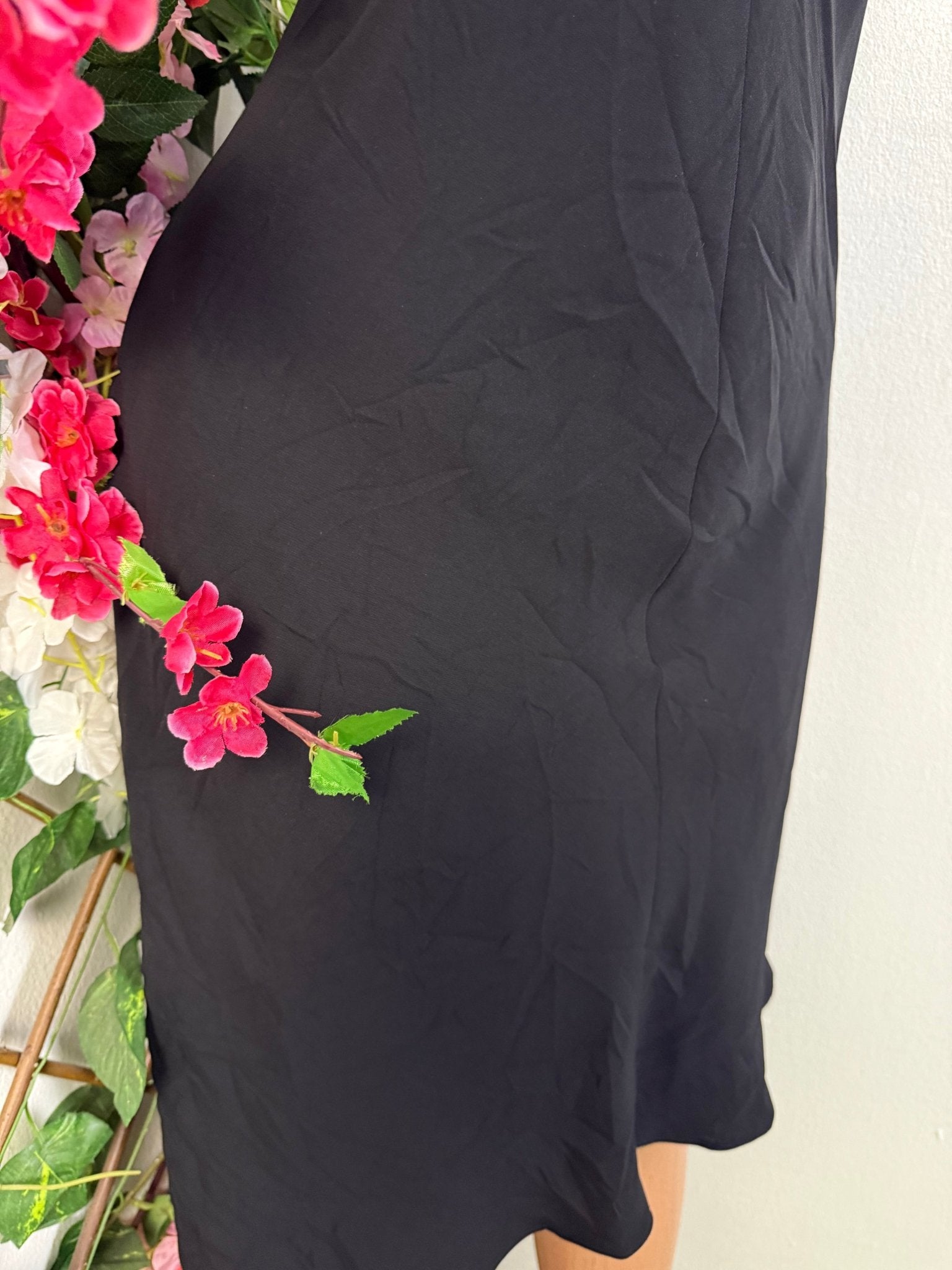 Robe évasée à fine bretelle - Perluna Store - kinshasa