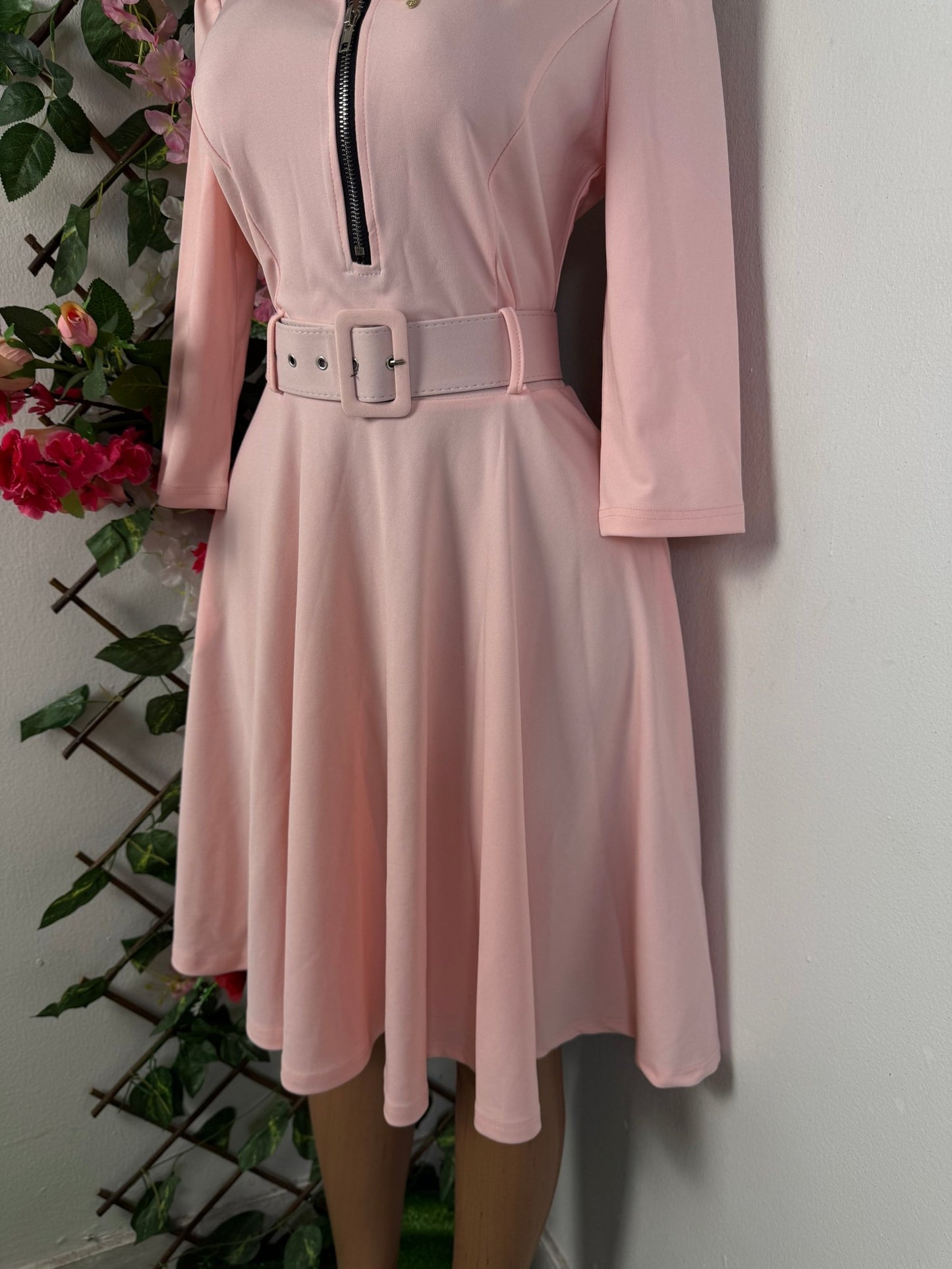 Robe évasée ceinturer a fermeture devant - Perluna Store - kinshasa