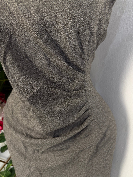 Robe évasée colle carrée drapé taille - Perluna Store - kinshasa