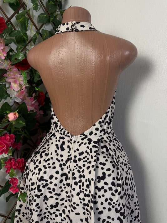 Robe évasée dos nue  - Perluna Store - kinshasa