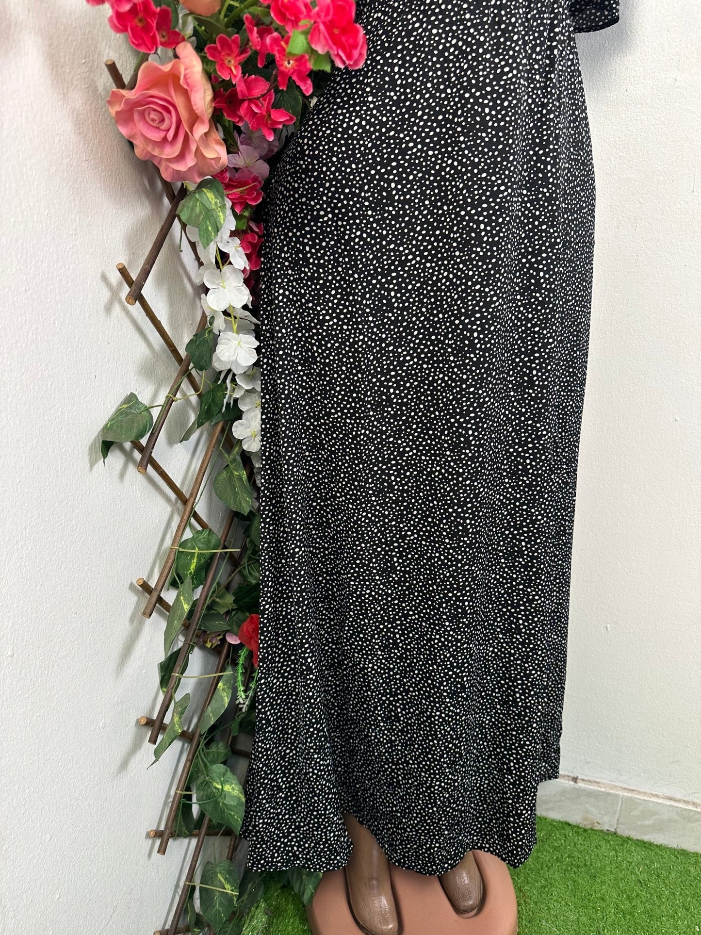 Robe évasée longue à colle V - Perluna Store - kinshasa