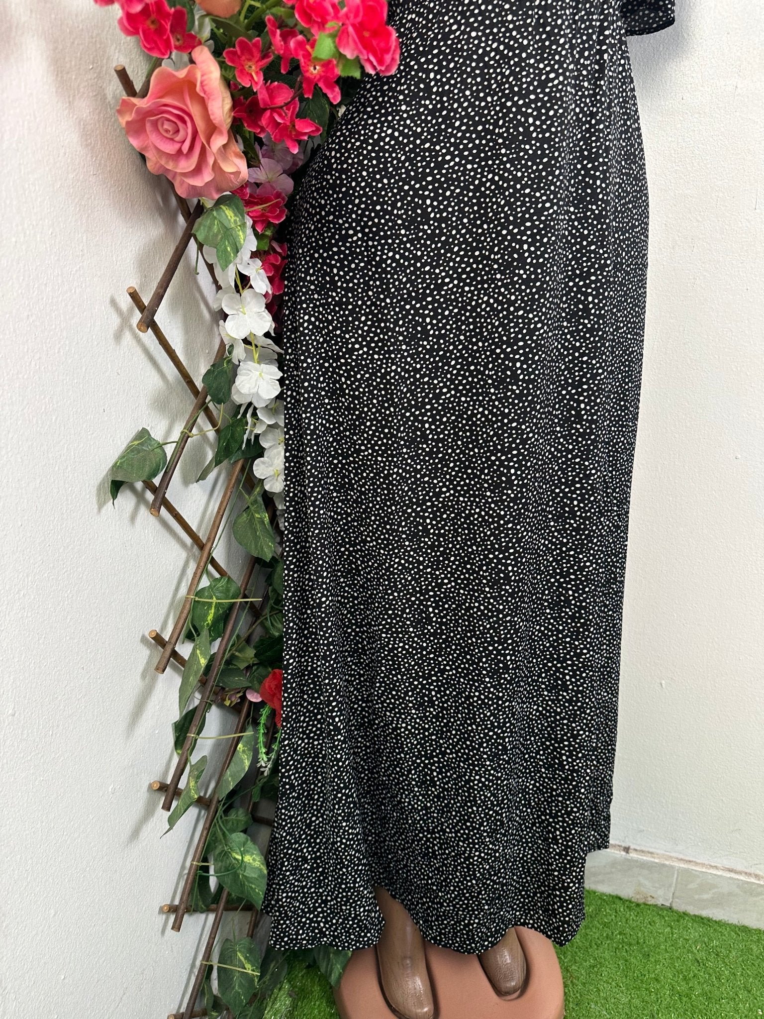 Robe évasée longue à colle V - Perluna Store - kinshasa