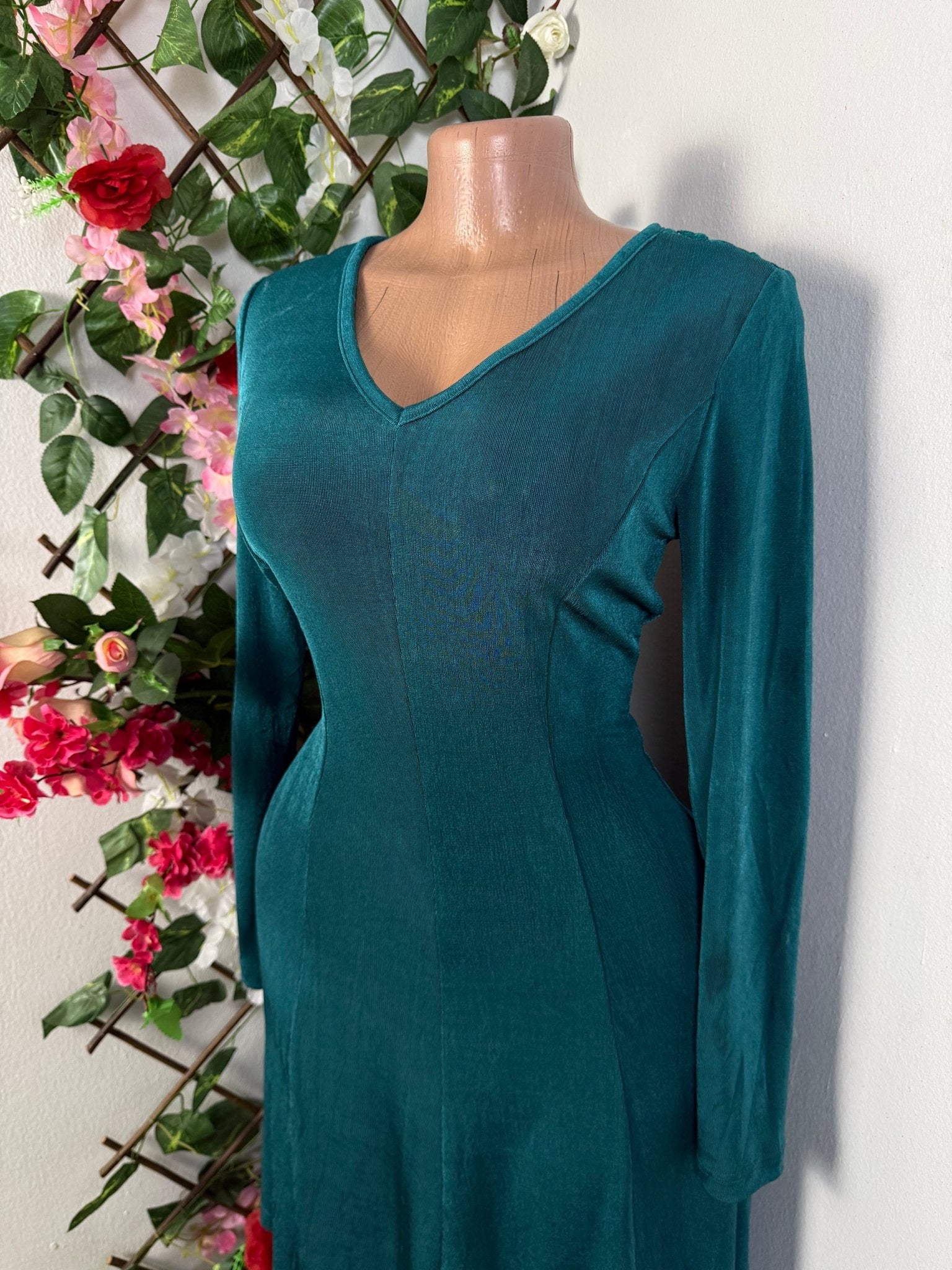 Robe évasée longue manches  - Perluna Store - kinshasa