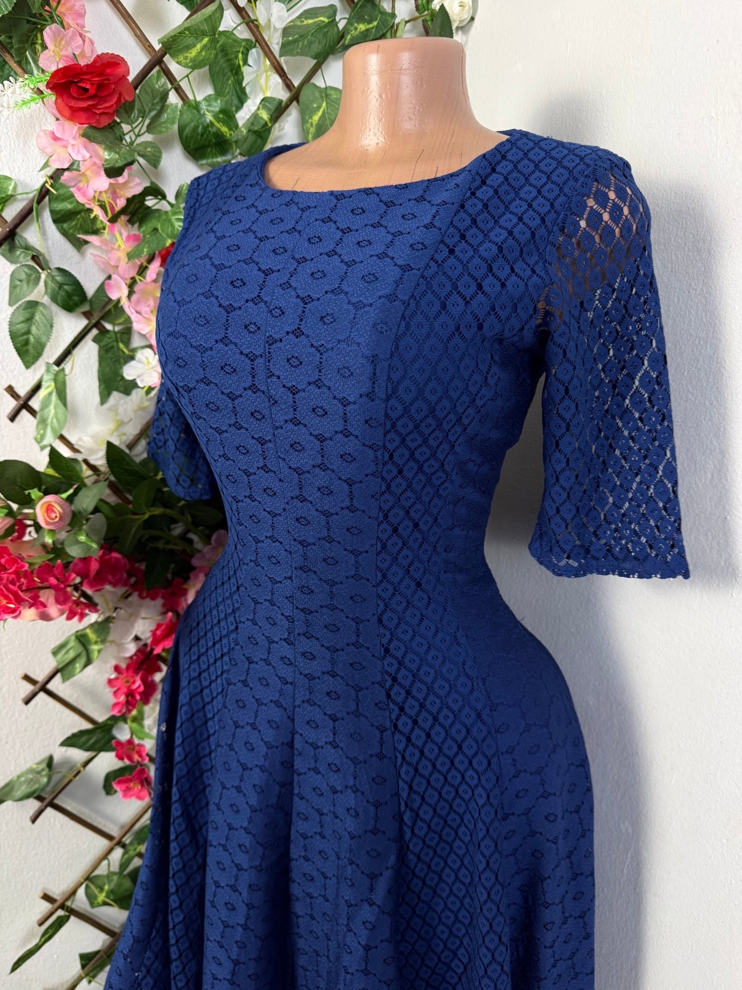 Robe évasée manche courte cintré  - Perluna Store - kinshasa