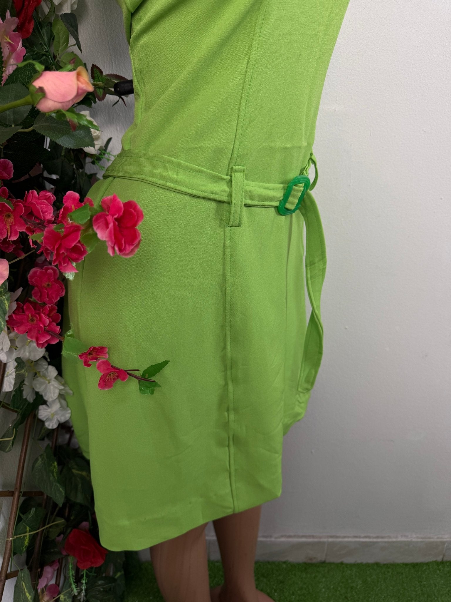 Robe évasée sans manche ceinturé - Perluna Store - kinshasa