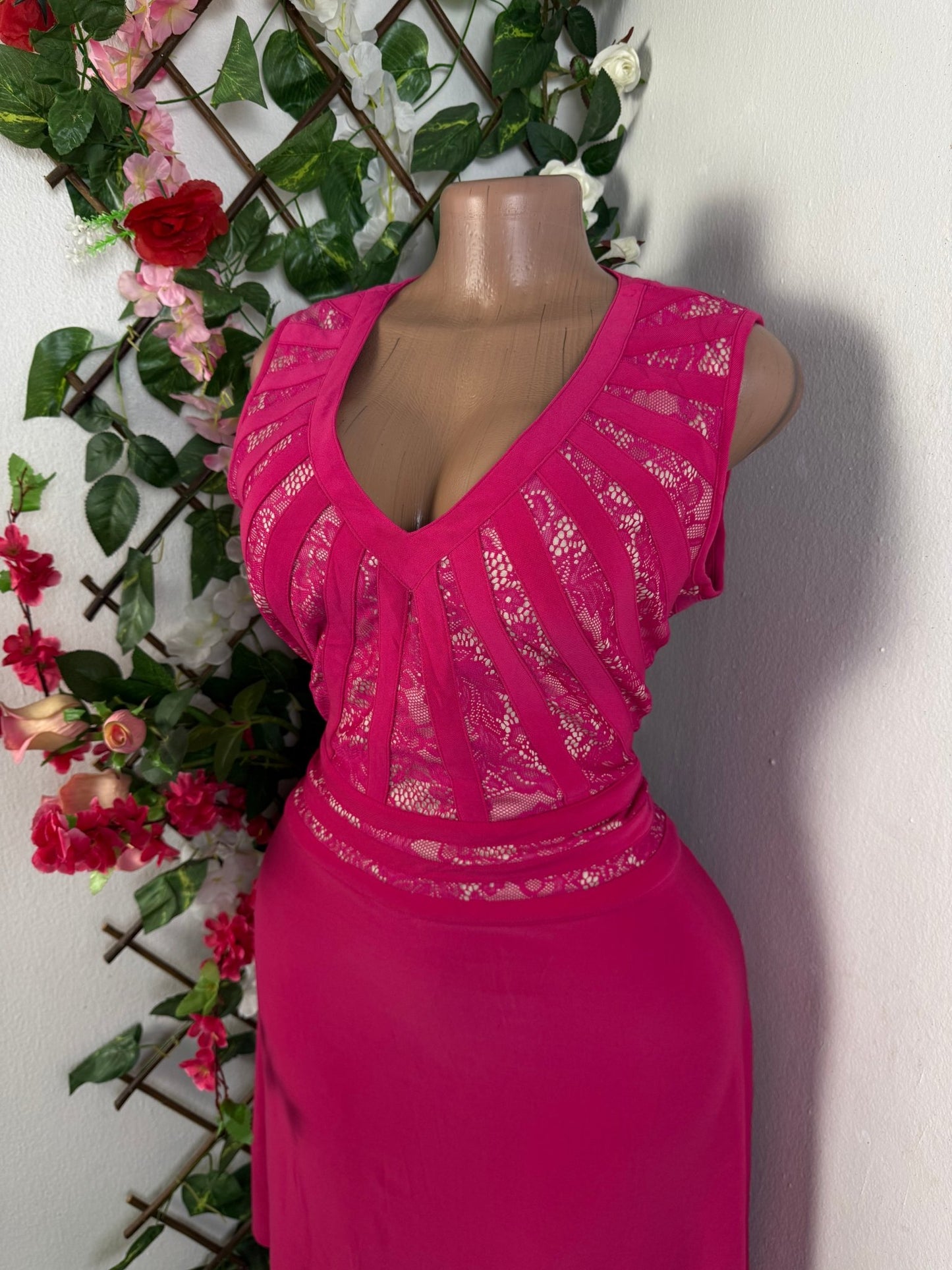Robe evasée sans manche colle coeur - Perluna Store - kinshasa