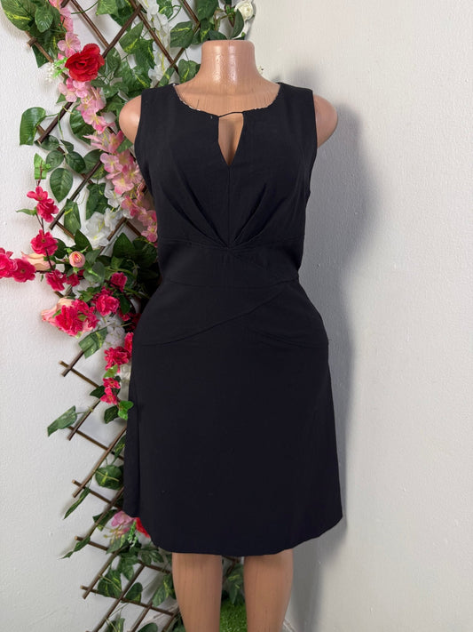 Robe évasée sans manche décolleté rond - Perluna Store - kinshasa
