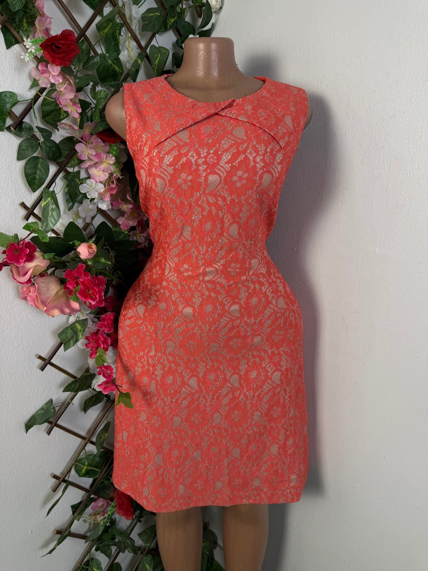 Robe évasée sans manches fleurie  - Perluna Store - kinshasa