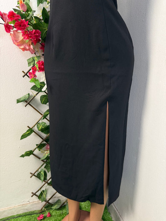Robe longue à bretelle  - Perluna Store - kinshasa