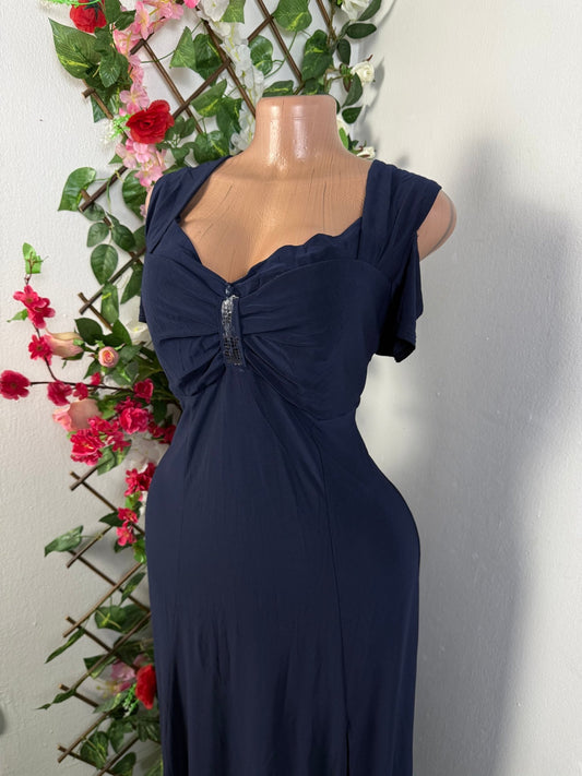 Robe longue à buste drapée épaule dénudé - Perluna Store - kinshasa