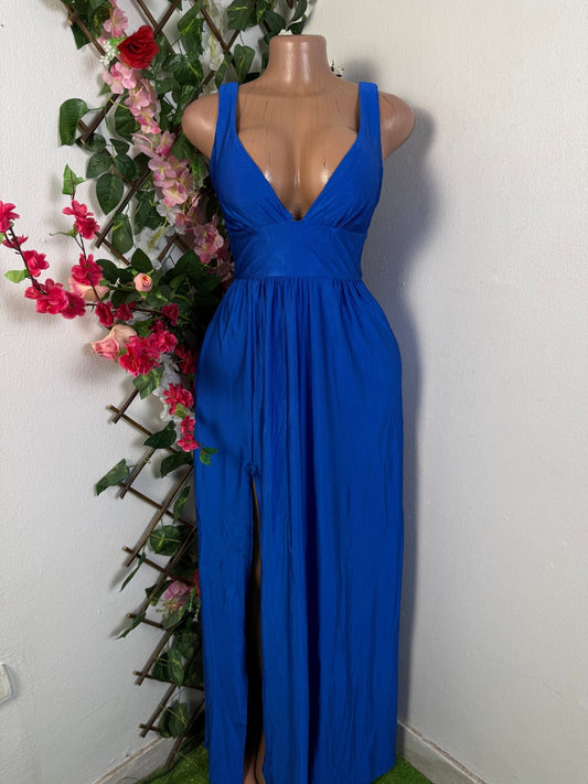 Robe longue a décolleté plongeant - Perluna Store - kinshasa