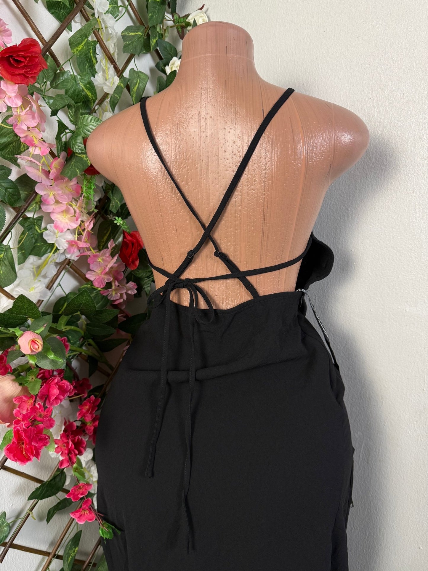 Robe longue a fine bretelle dos croisée - Perluna Store - kinshasa