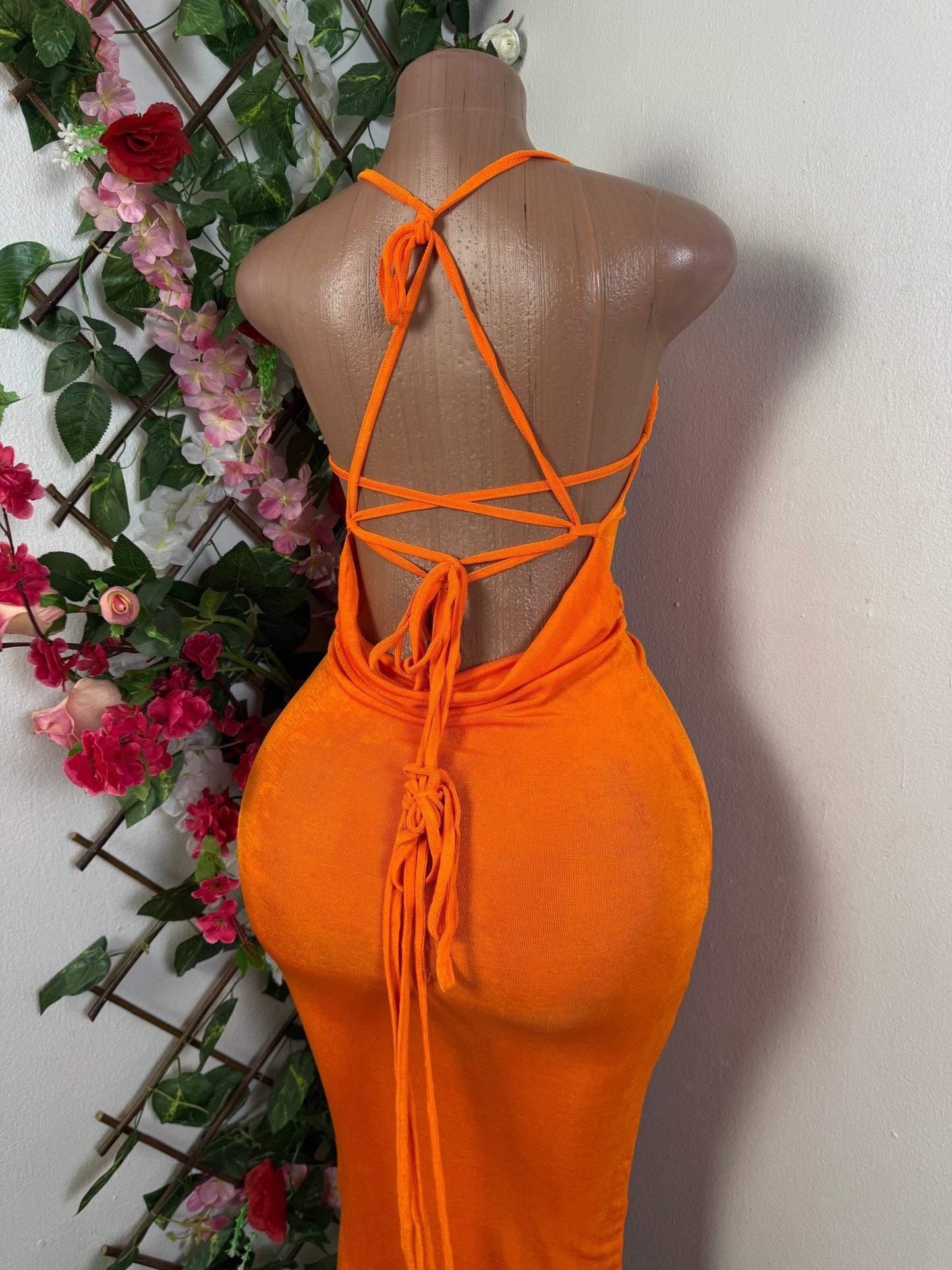 Robe longue a fine bretelle dos croisee - Perluna Store - kinshasa