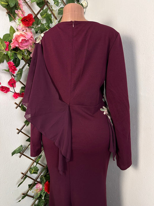 Robe longue avec broderie à fleure et manche longue - Perluna Store - kinshasa