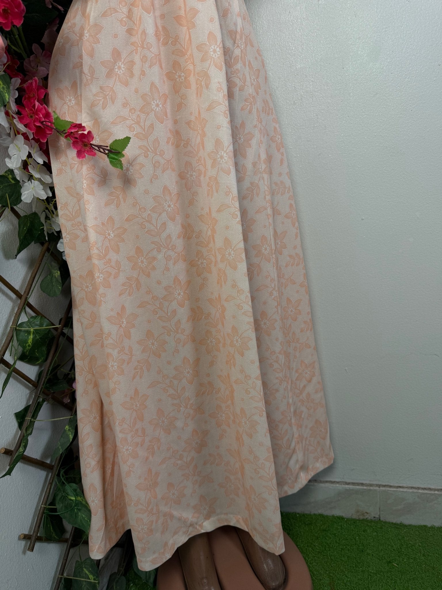 Robe longue cintré colle en - Perluna Store - kinshasa