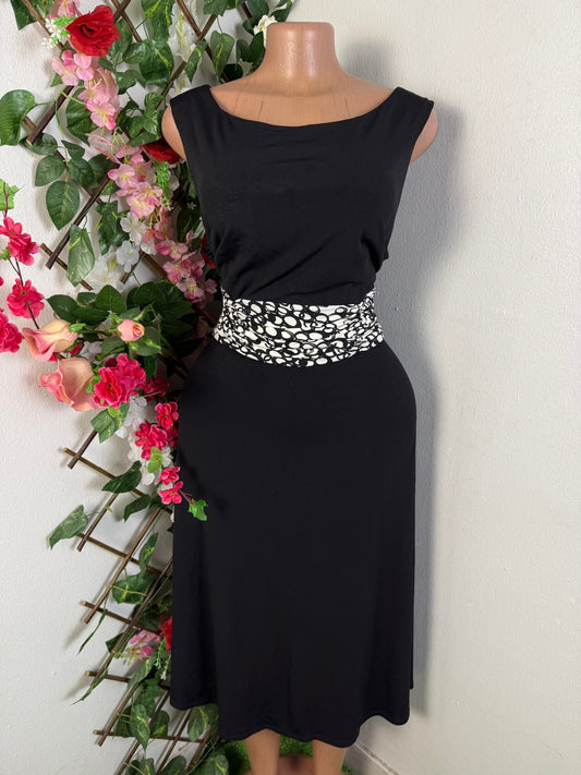 Robe longue cintrée sans manche - Perluna Store - kinshasa