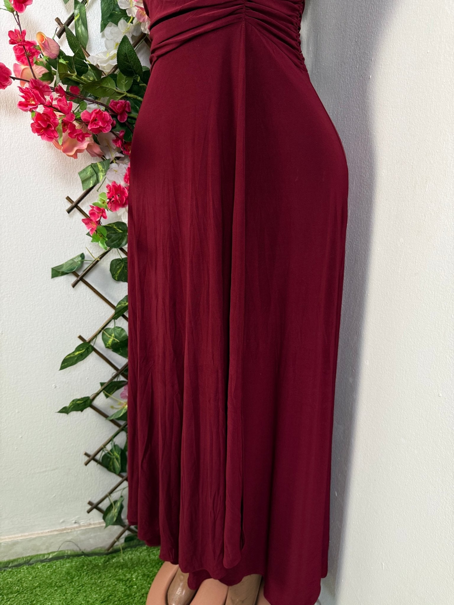 Robe longue cintrer sans manche - Perluna Store - kinshasa