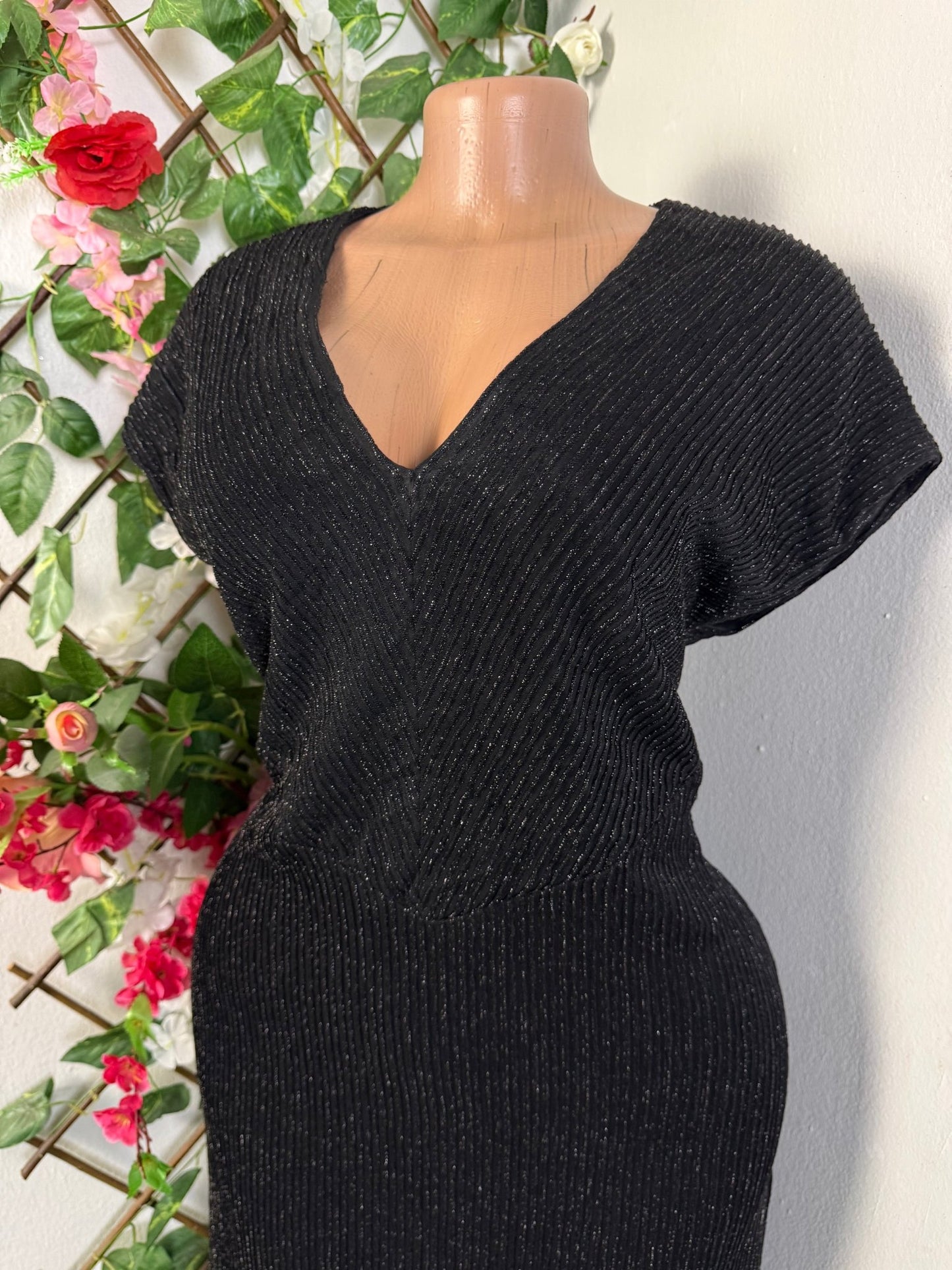 Robe longue colle en v sans manche - Perluna Store - kinshasa