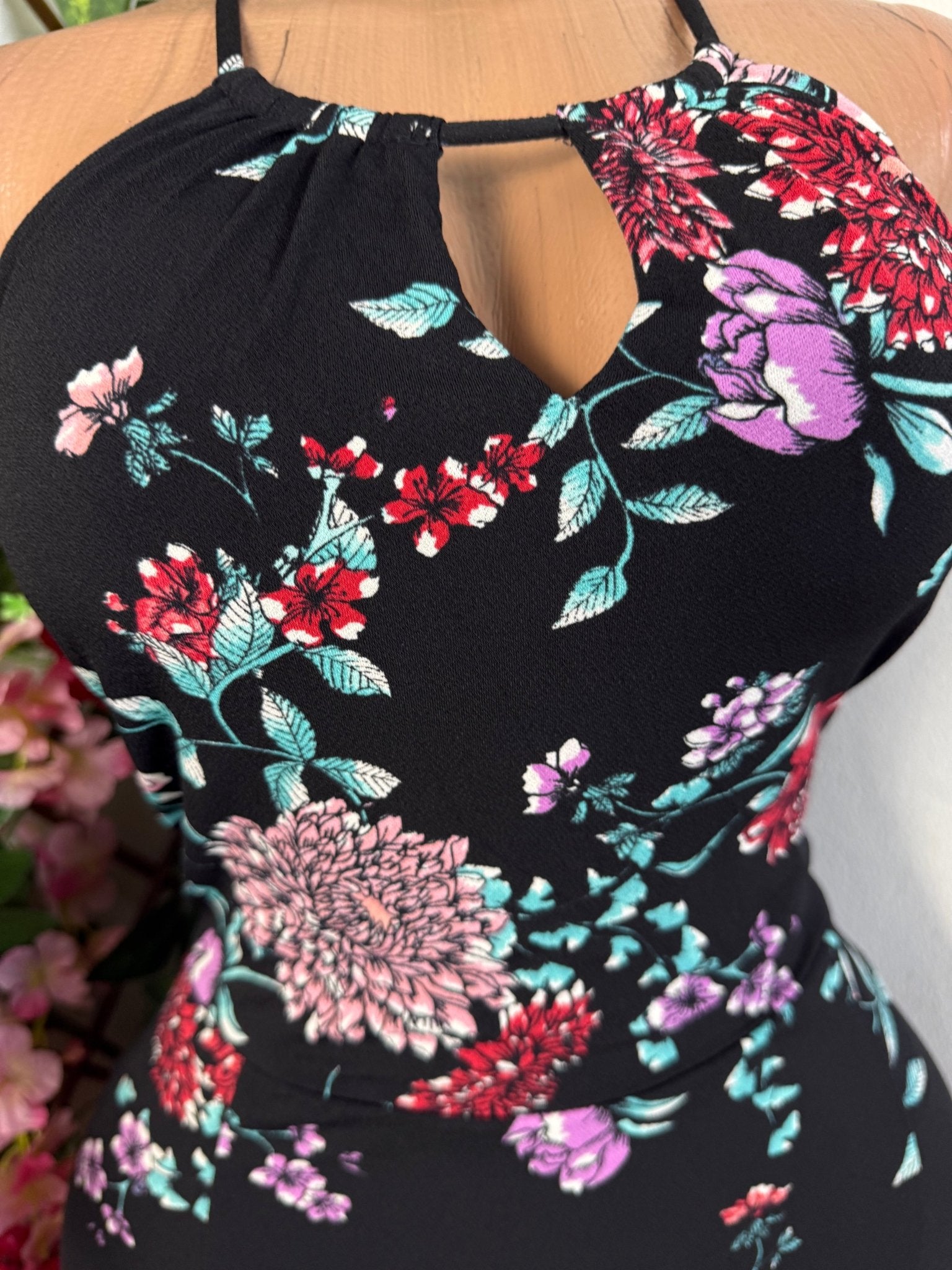 Robe longue évasée sans manche - Perluna Store - kinshasa