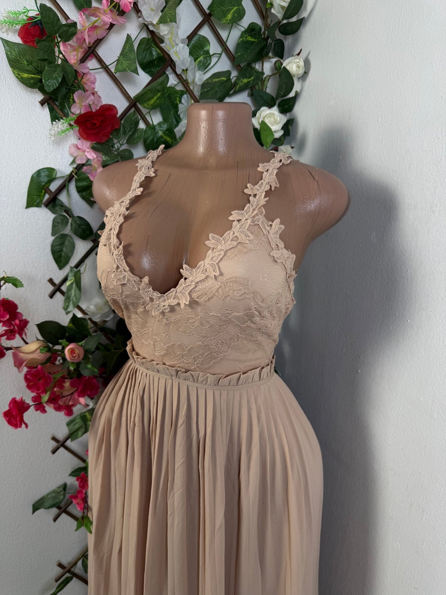 Robe longue plissé à bretelle - Perluna Store - kinshasa