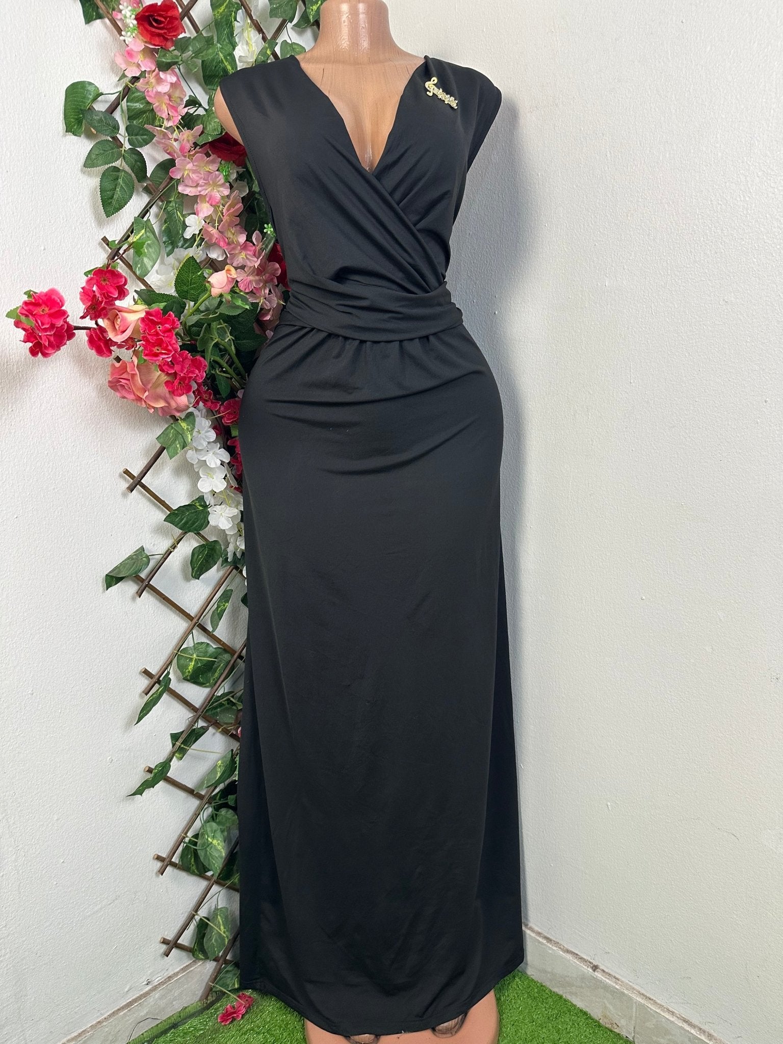 Robe longue sans manches à colle V - Perluna Store - kinshasa