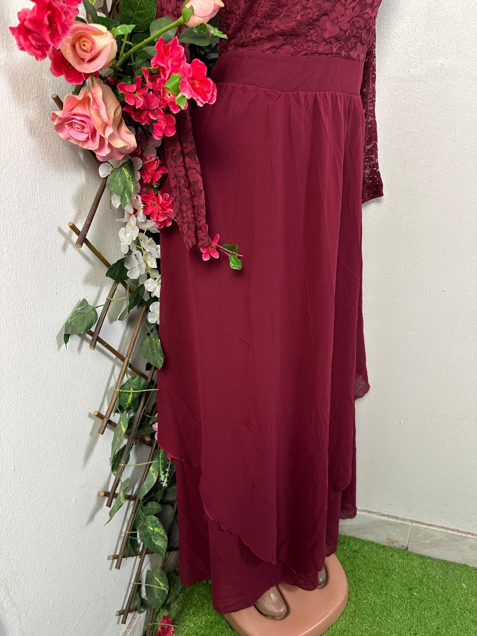 Robe longue top en dentelle long manche  - Perluna Store - kinshasa