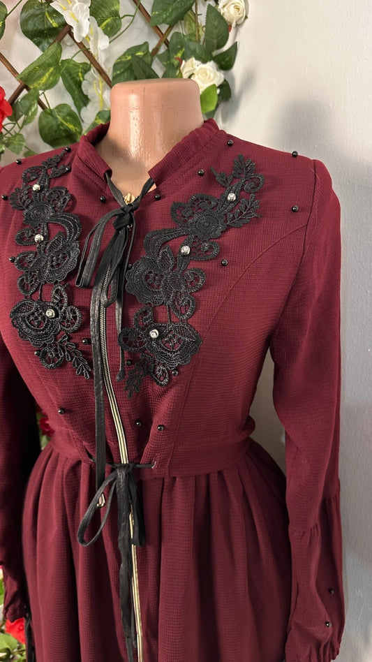 Robe manteau longue rouge bordeaux à lacets - Perluna Store - kinshasa