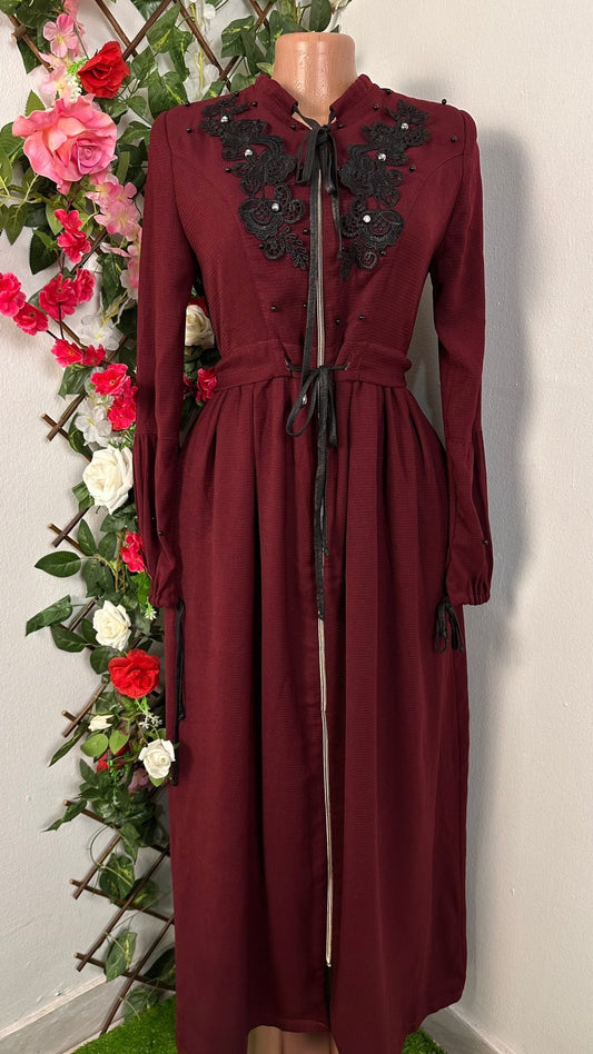 Robe manteau longue rouge bordeaux à lacets - Perluna Store - kinshasa