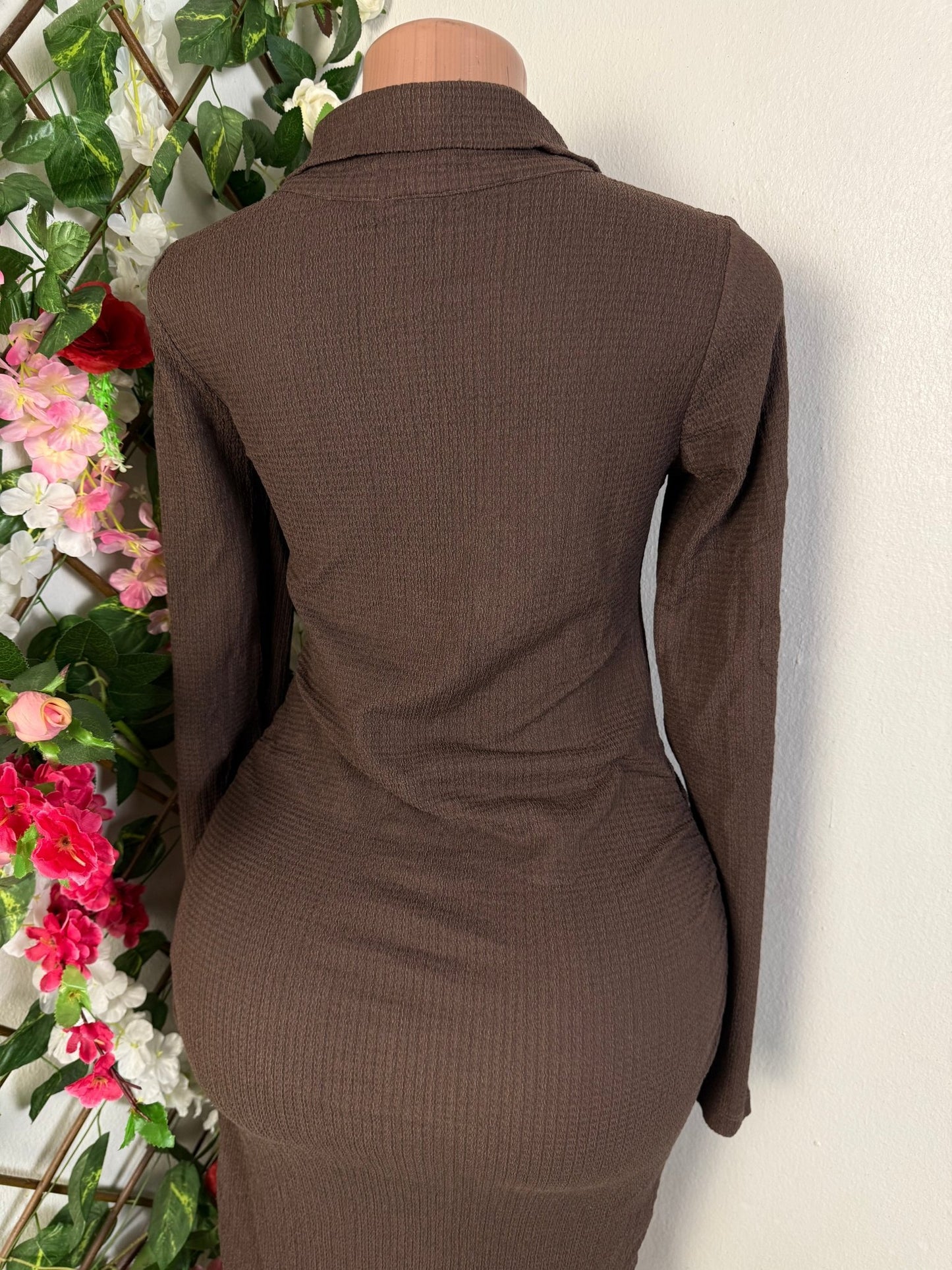 Robe mi longue à bouton colle chemise  - Perluna Store - kinshasa