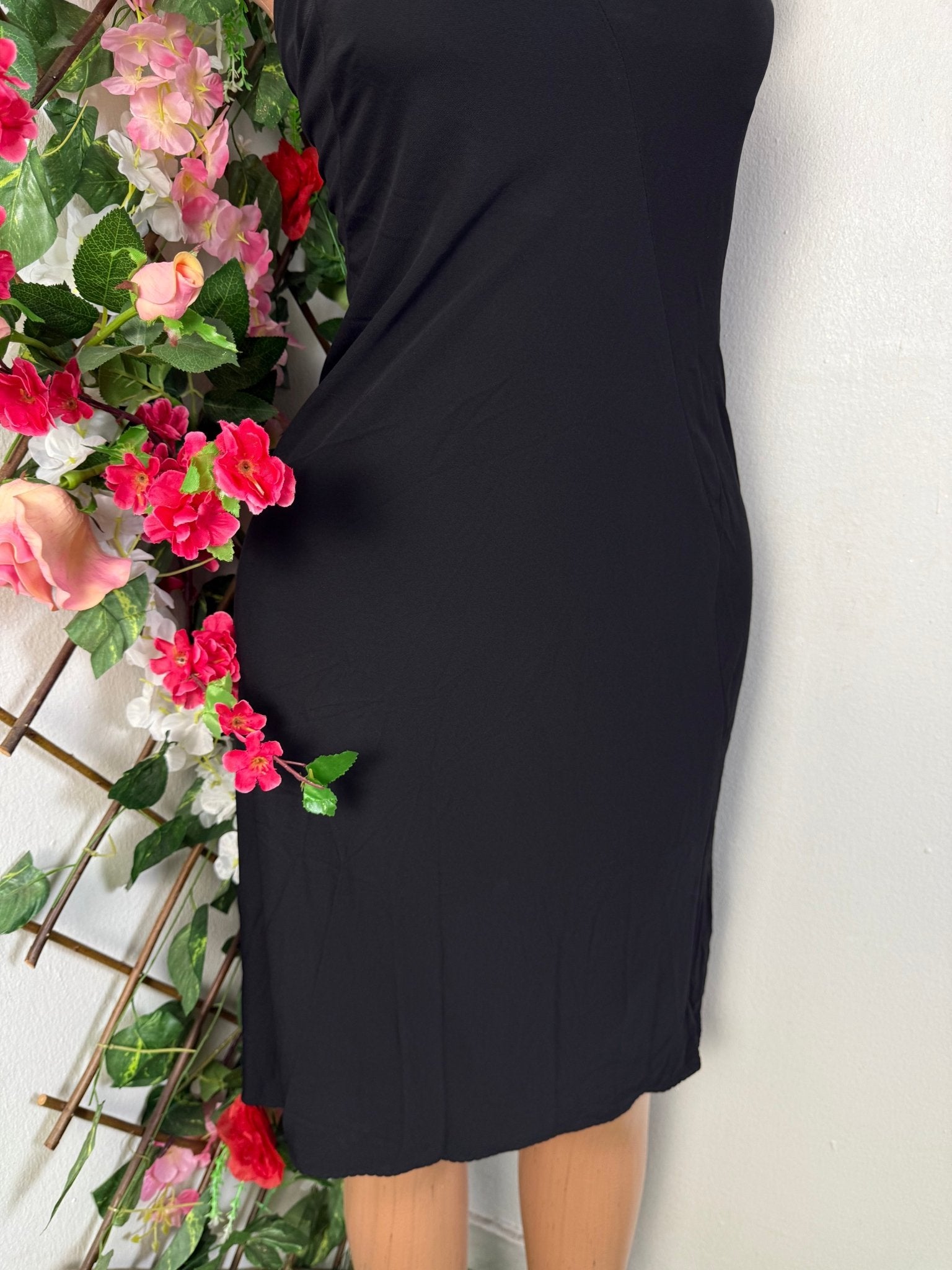 Robe mi longue a une bretelle - Perluna Store - kinshasa