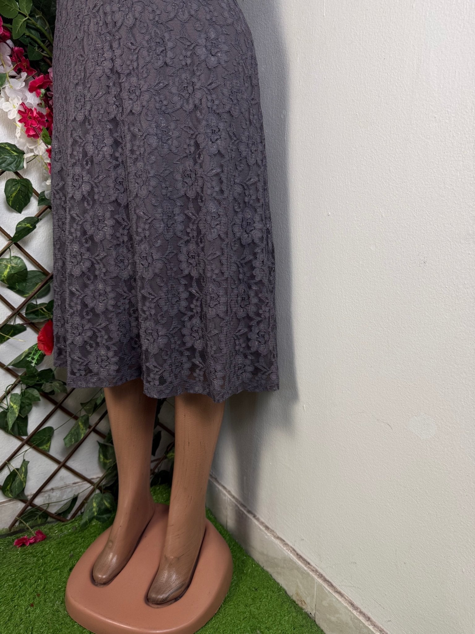 Robe mi longue cintré manche longue - Perluna Store - kinshasa