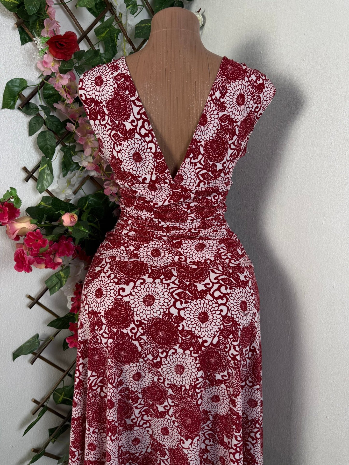 Robe mi longue décolleté croisé - Perluna Store - kinshasa