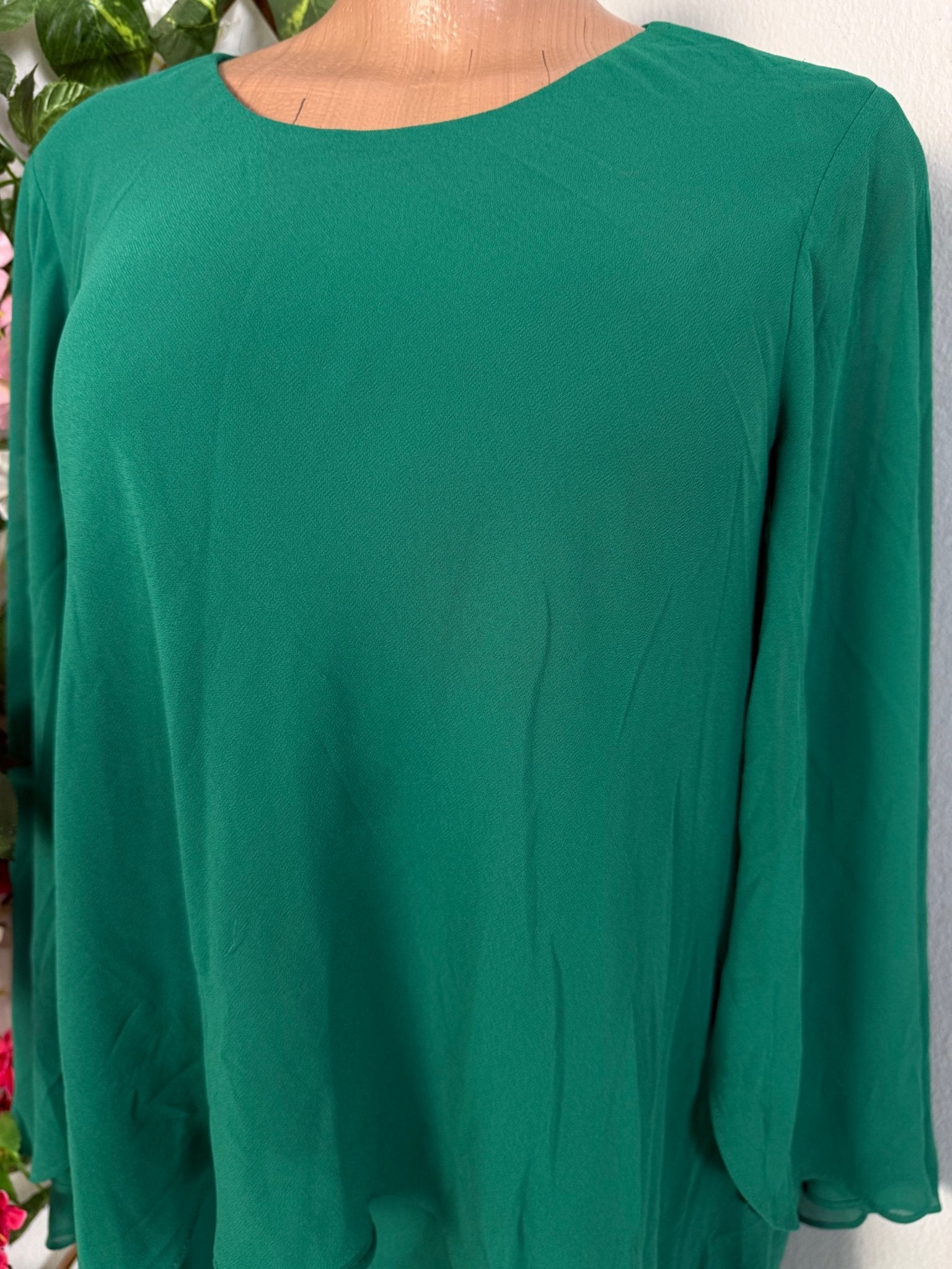 Robe mi longue en voile - Perluna Store - kinshasa