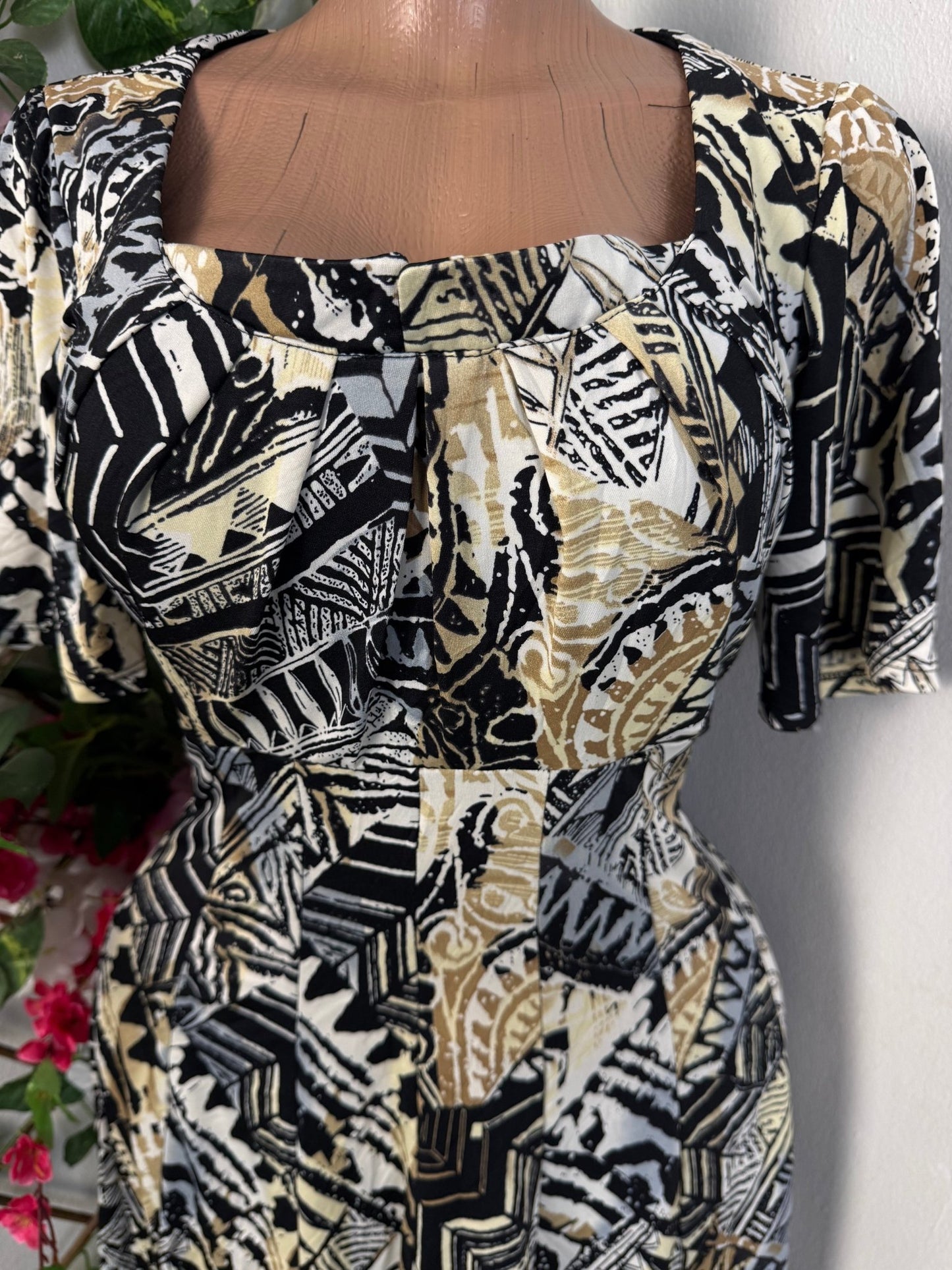Robe mi longue évasée courte manche - Perluna Store - kinshasa