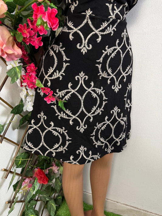 Robe mi longue évasée manche courte  - Perluna Store - kinshasa
