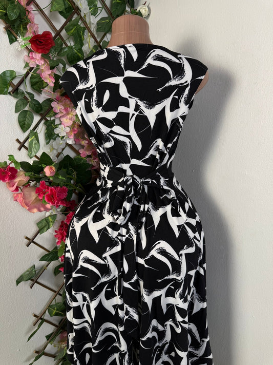Robe mi longue sans manches  - Perluna Store - kinshasa