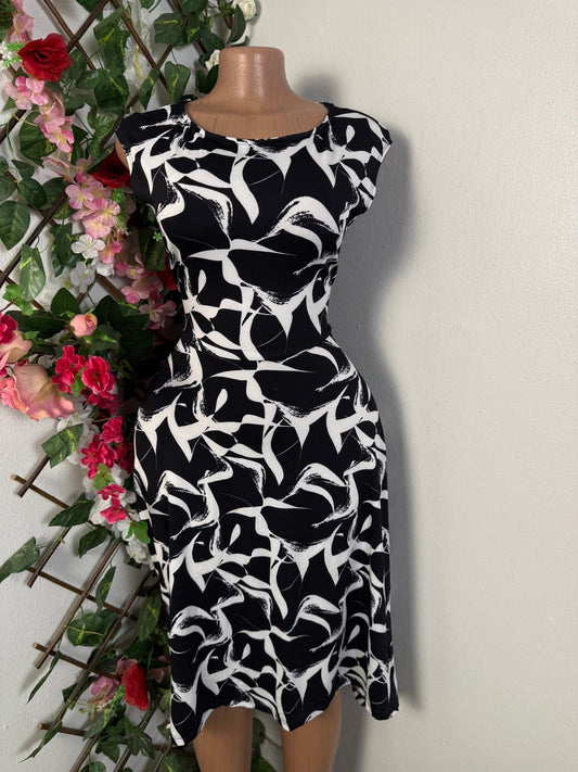 Robe mi longue sans manches  - Perluna Store - kinshasa