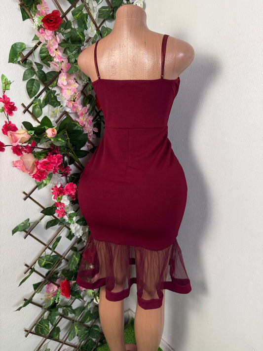 Robe moulante a fine bretelle voilée - Perluna Store - kinshasa