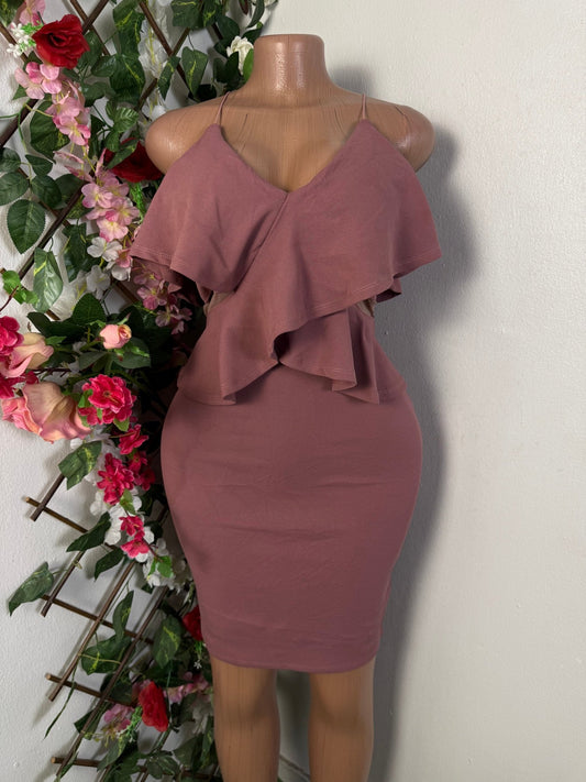 Robe moulante à fine bretelles  - Perluna Store - kinshasa