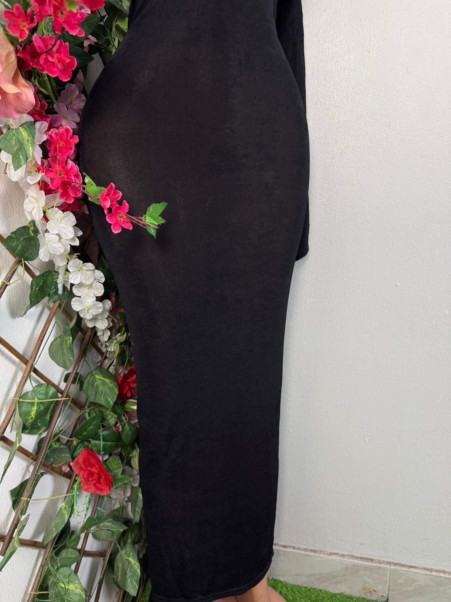 Robe moulante à une épaule écharpe - Perluna Store - kinshasa