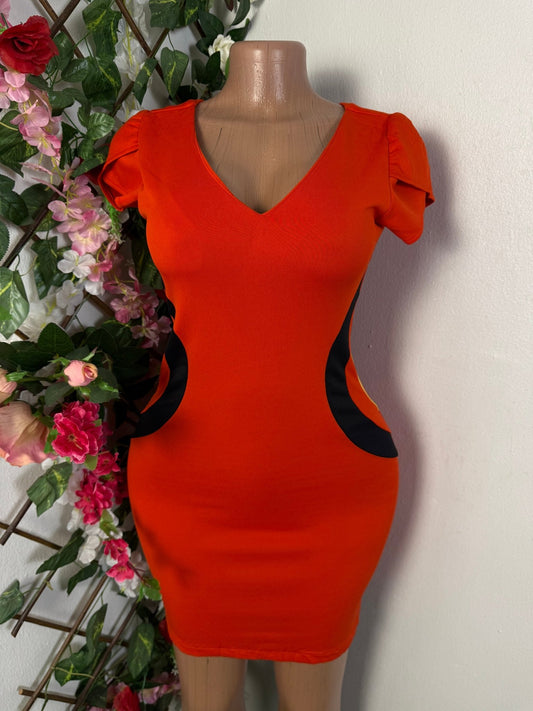 Robe moulante courte manche courte  - Perluna Store - kinshasa
